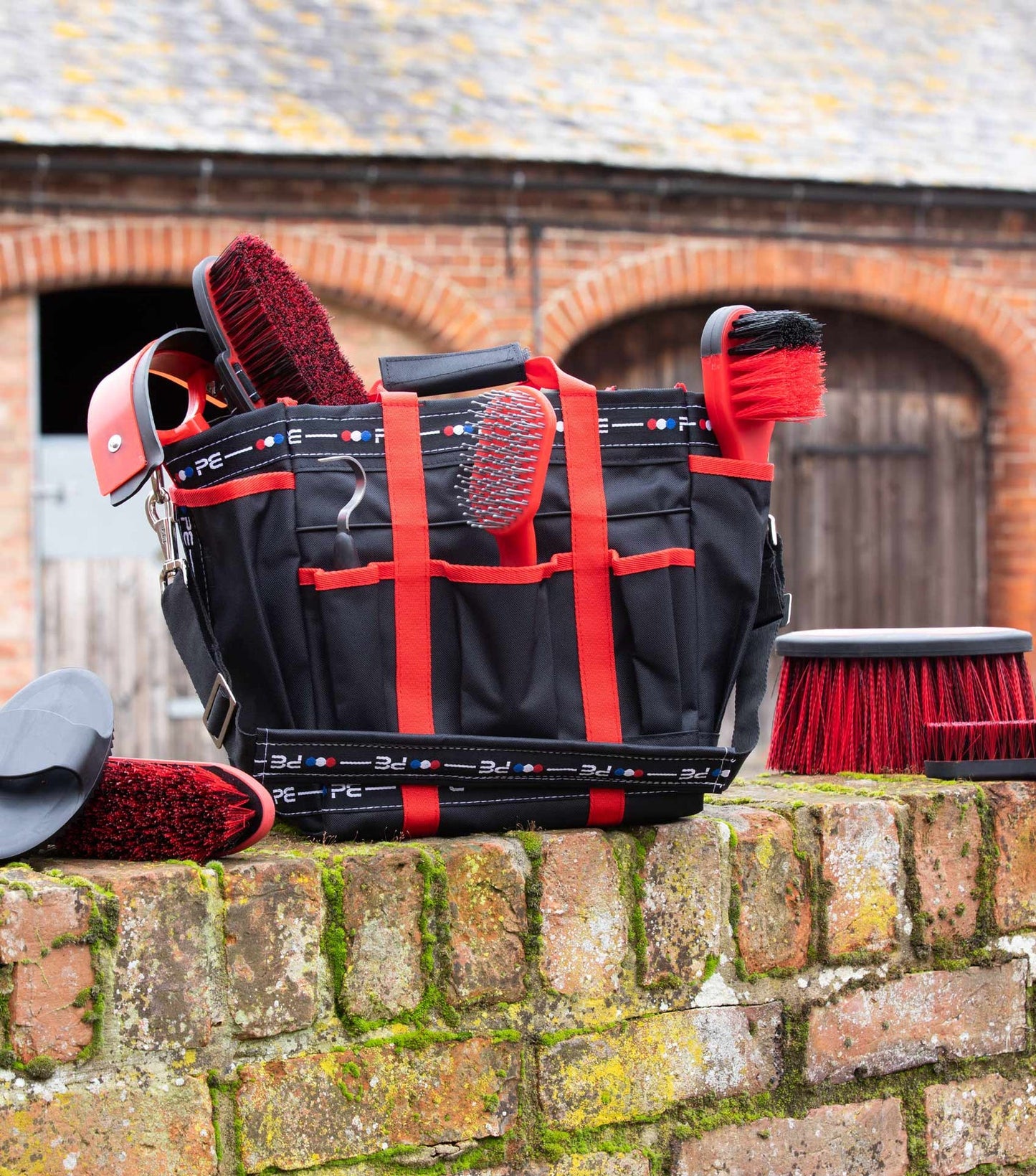 Grooming Kit Bag - Black & Red